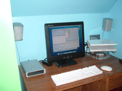 desk.jpg