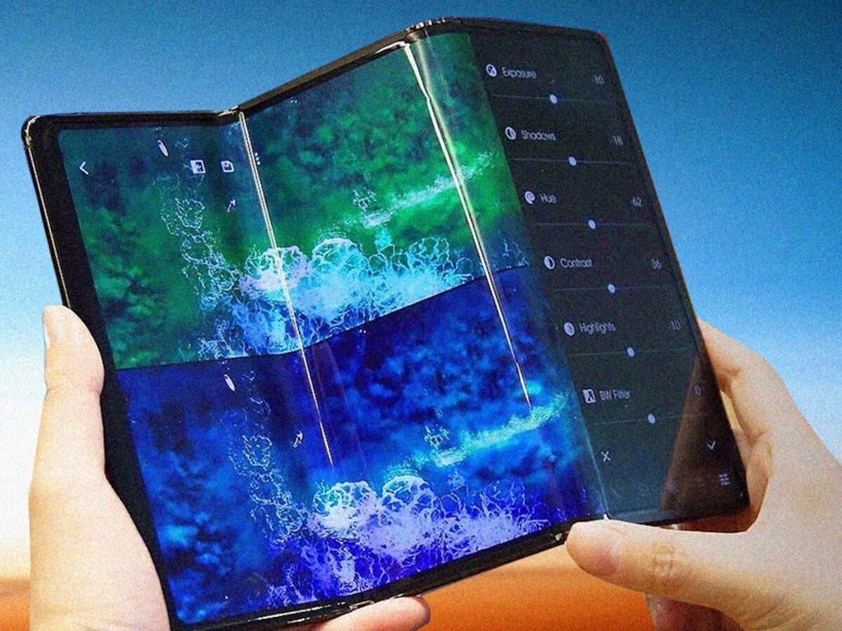 HUAWEI-triple-fold-phone-leaks-blog-featured-1200x900.jpeg