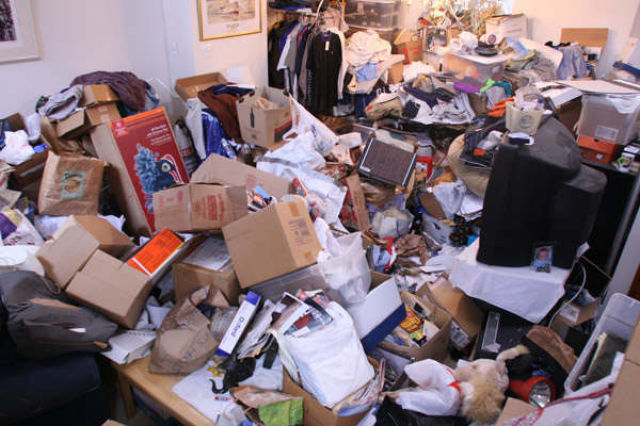 inside_a_hoarders_640_07.jpg