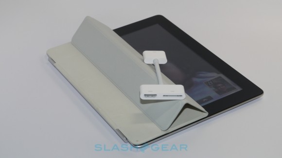 iPad2-accessories-1-SlashGear-580x325.jpg