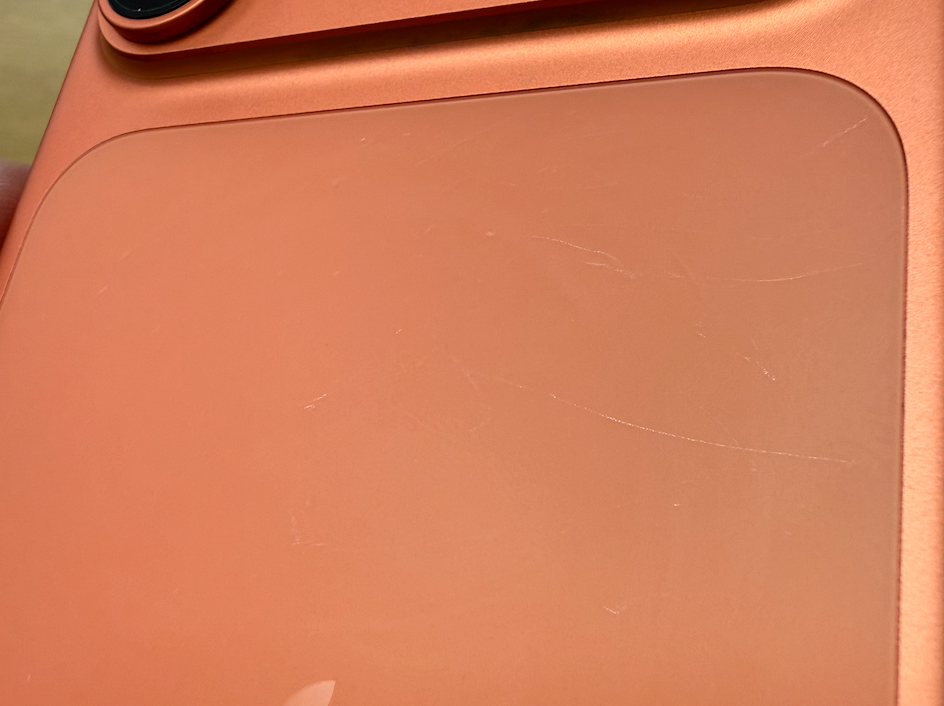 iPhone 17 Pro Max, Cosmic Orange, cropped.png