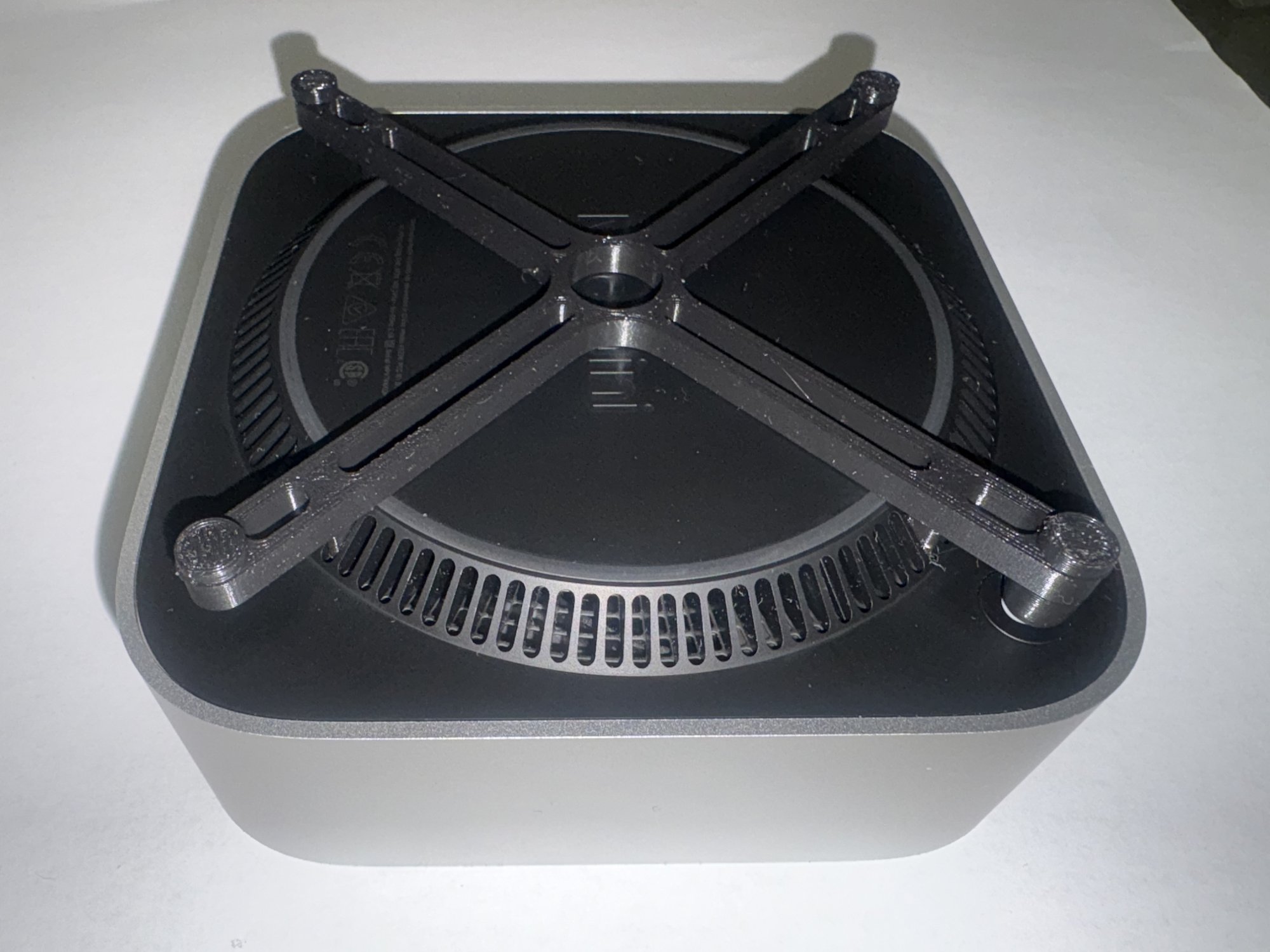 Mac_Mini_M4_Push_Button_Plastic_Stand_Received_03.jpg