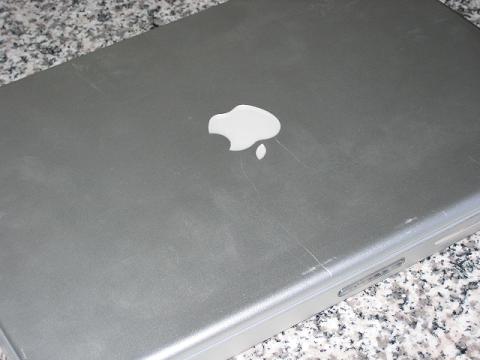 Scratched_Powerbook2.JPG