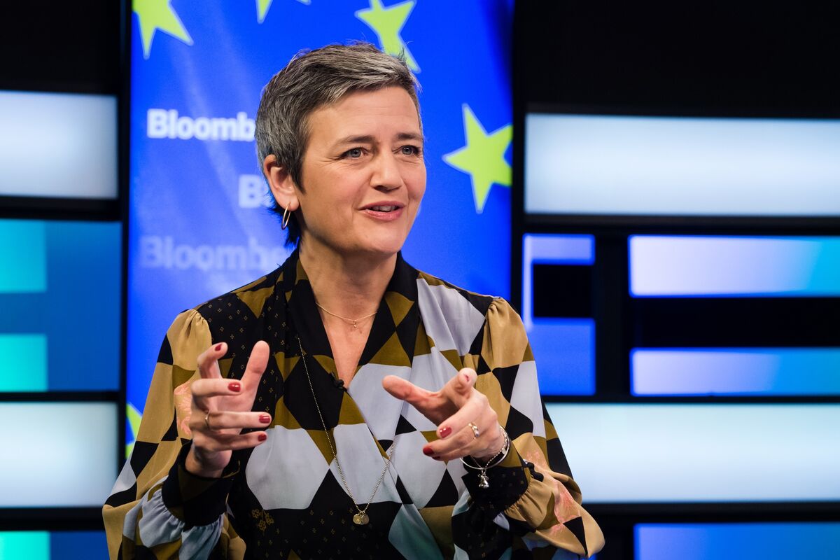 www.bloomberg.com