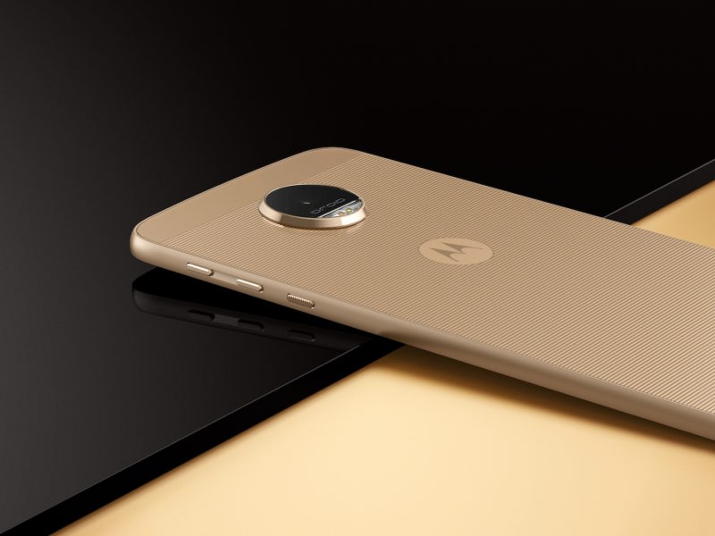 moto_z_droid_edition_back_angle-800x600.jpg