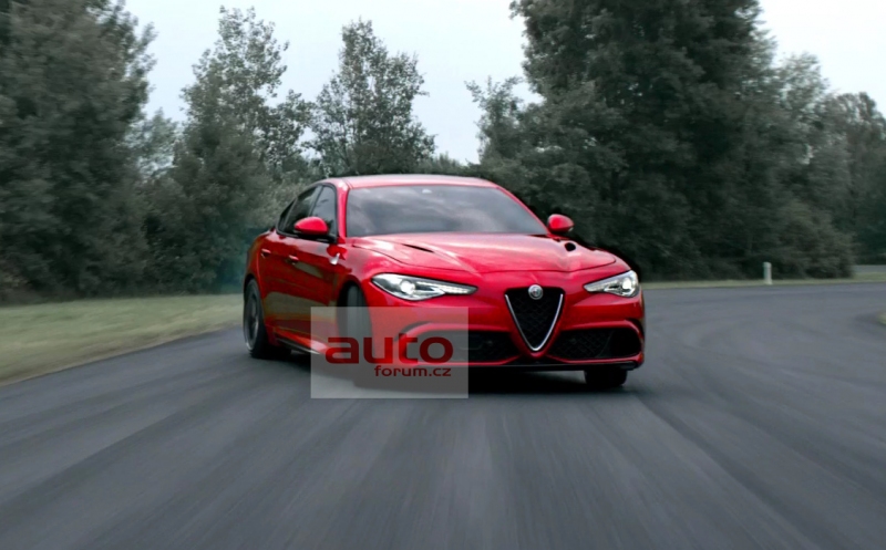 Alfa-Romeo-Giulia-1_9.jpg