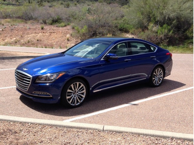 2015-hyundai-genesis_100462807_m.jpg