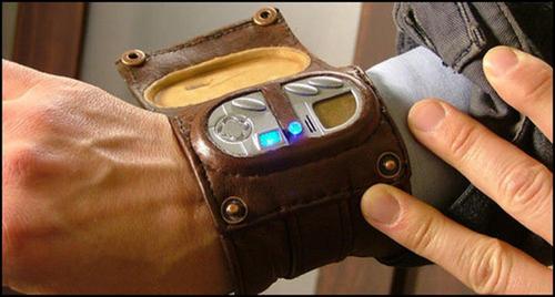 Jacks_vortex_manipulator.jpg