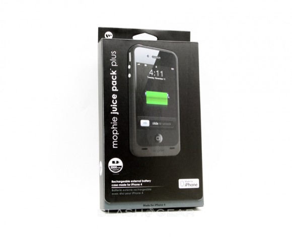 mophie-juice-pack-plus-iphone-01-SlashGear-580x471.jpg