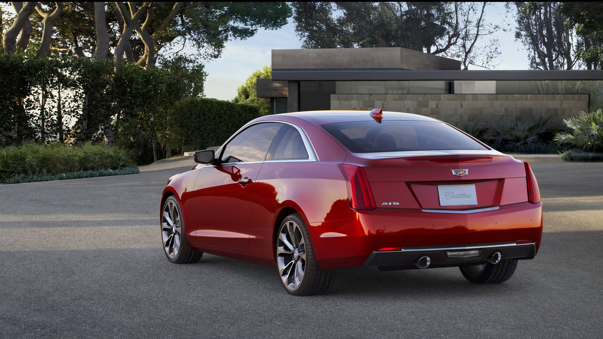 2015-cadillac-atscoupe-002.jpg