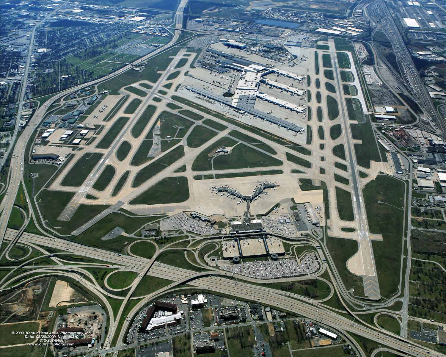 Louisville-International-Airport.jpg