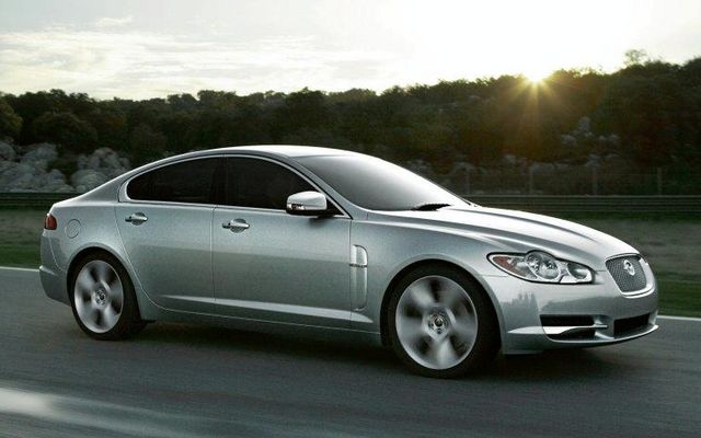 Jaguar-XF-3.jpg