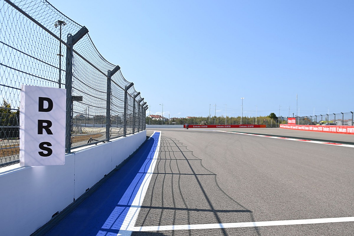www.motorsport.com