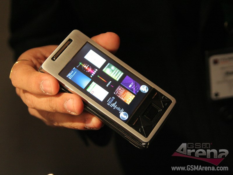 gsmarena_012.jpg
