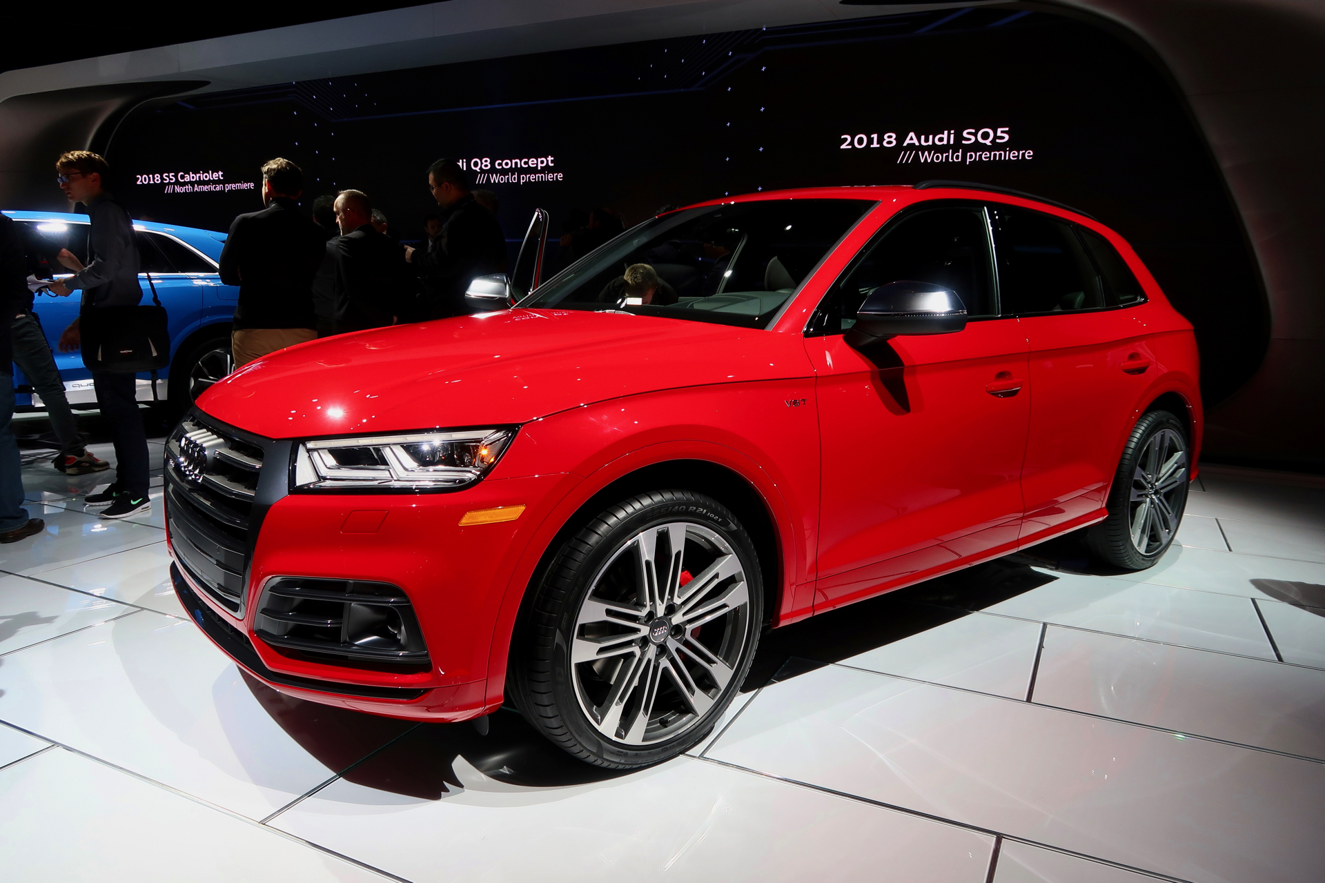 Audi-SQ5-Detroit-Auto-Show-06.jpg