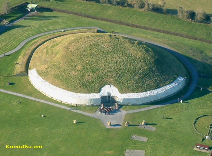 newgrange-aerial.jpg