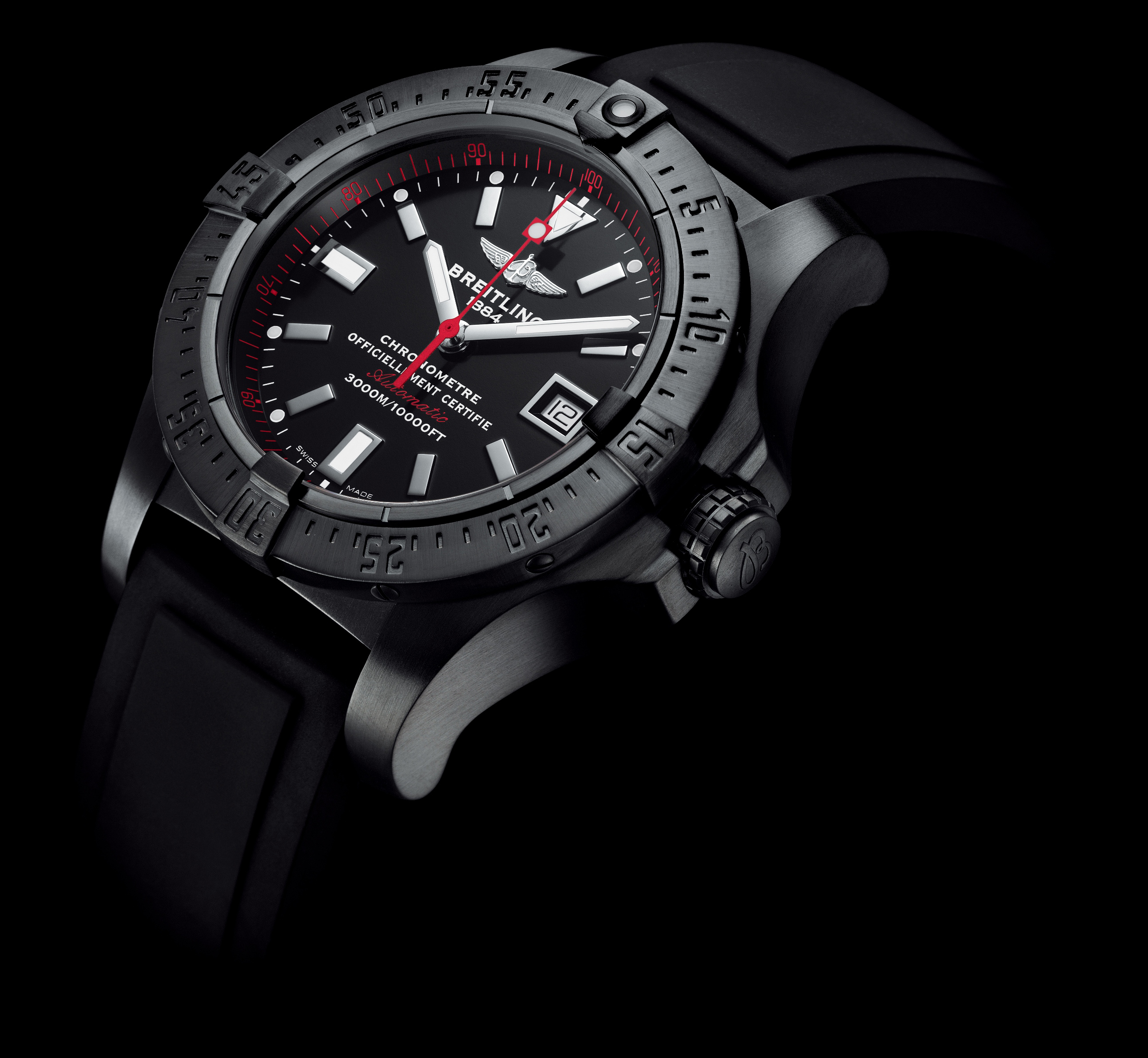 Breitling_Avenger_Seawolf_Blacksteel_angle_LG.jpg