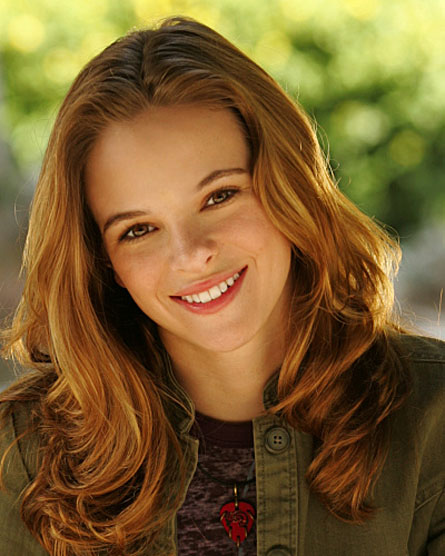 danielle-panabaker.jpg