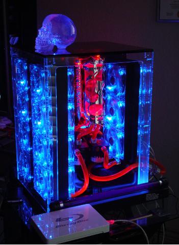 illuminated-pc-case-mod-3.jpg