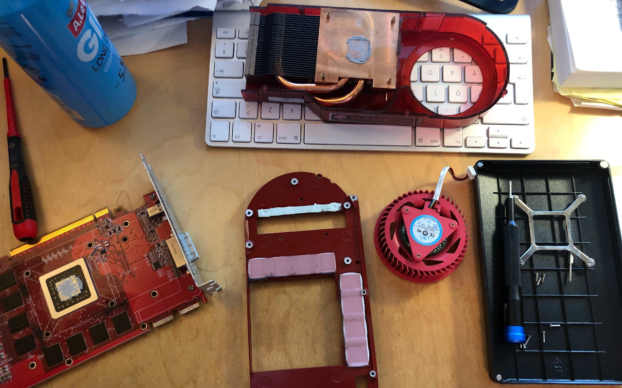 Radeon-HD-4870-dismantled.jpg