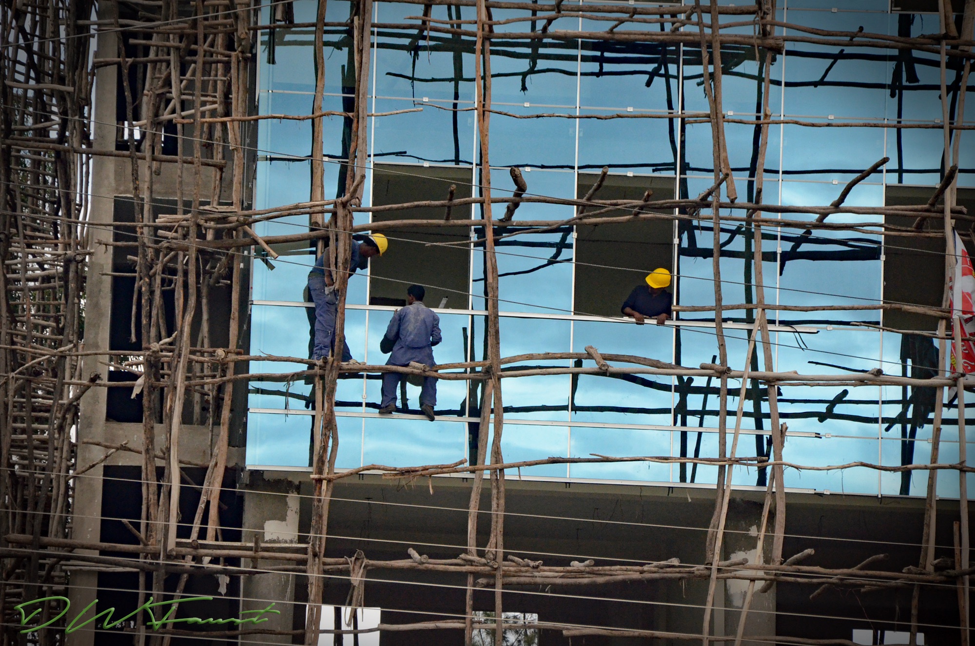 Scaffolding-Kofele-Ethiopia-2013.jpg