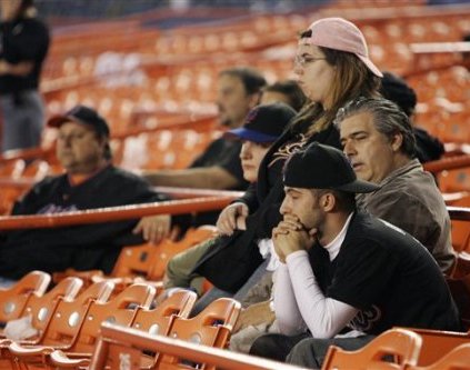 20061019fans_1.jpg