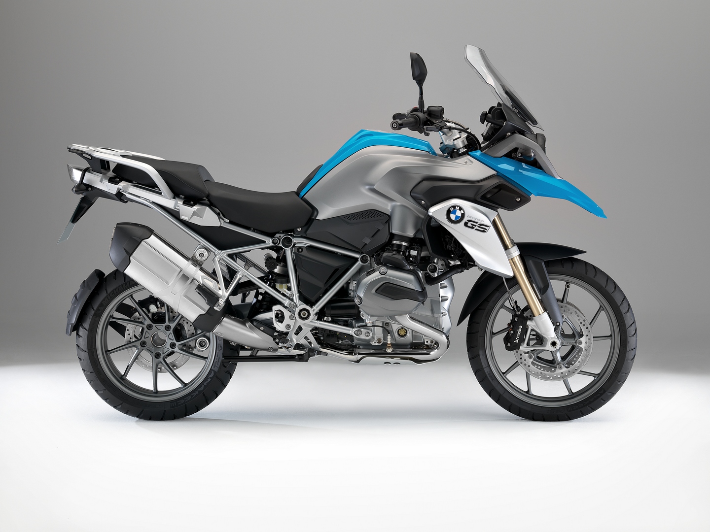 2013-bmw-1200-gs-looks-awesome-photo-gallery_2.jpeg