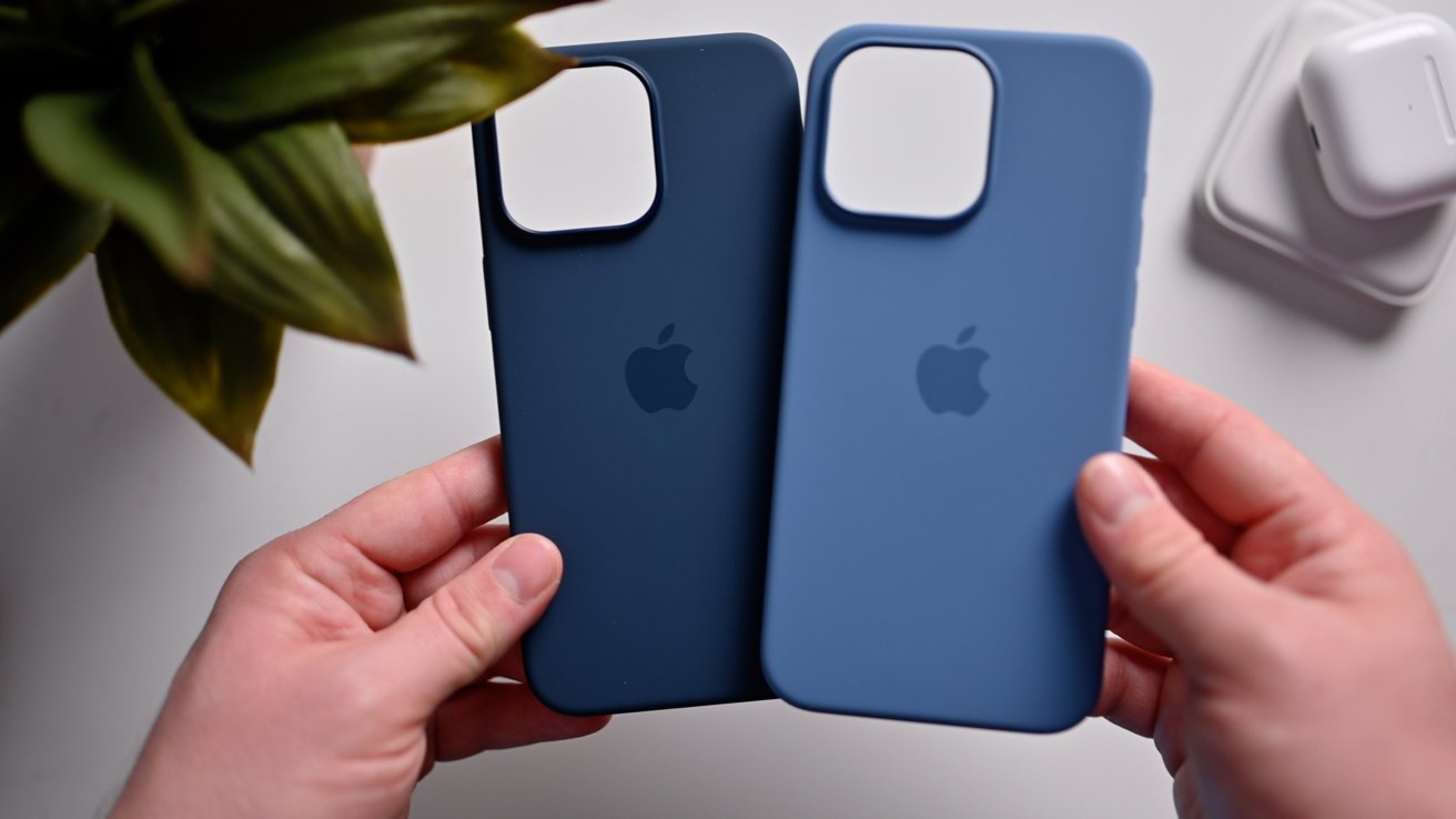 56356-114476-iPhone-15-Storm-Blue-and-Winter-Blue-xl.jpg