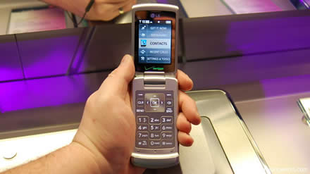 lg-vx8700_2.jpg