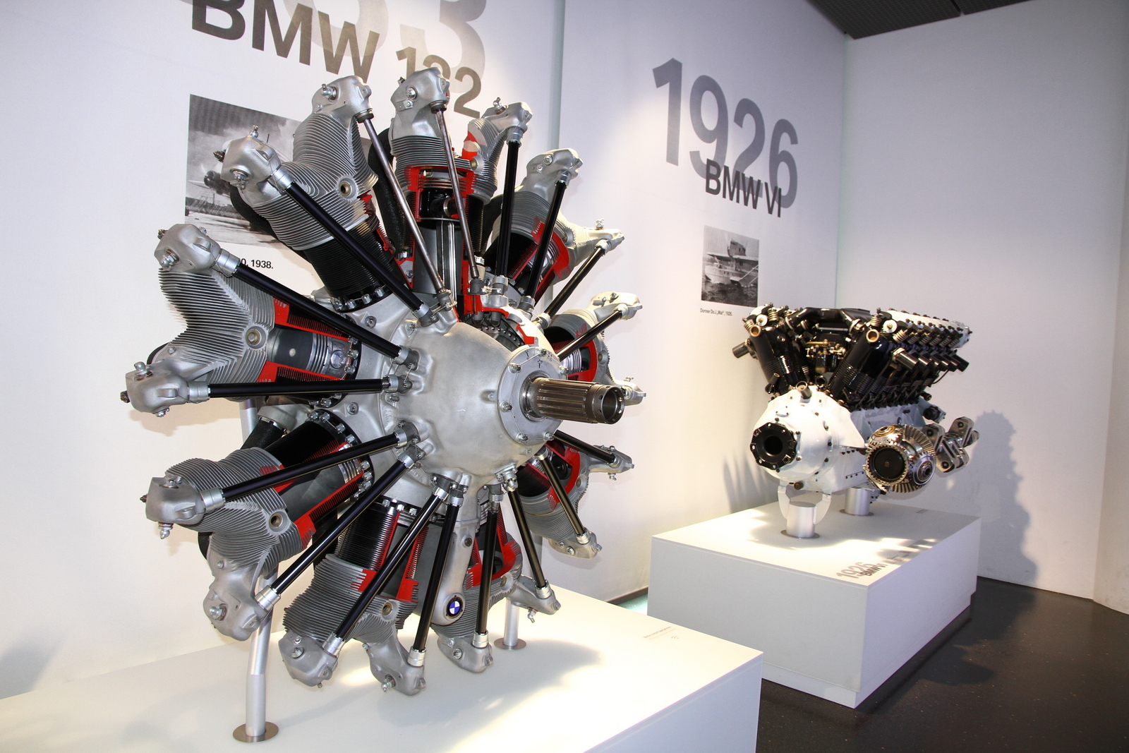 BMW_132_engine.JPG