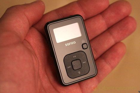 sandisk-sansa-clip-plus-468.JPG