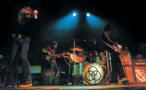 classicrockreview.wordpress.com