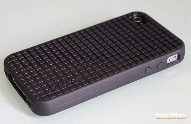 speck-pixelskin-hd-iphone-4_5.jpg