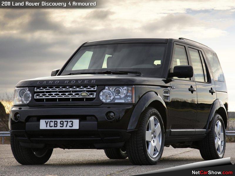 Land_Rover-Discovery_4_Armoured_2011_800x600_wallpaper_01.jpg