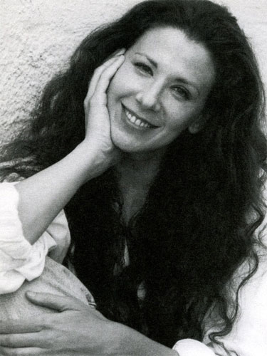 Suzie-plakson-375x500.jpg