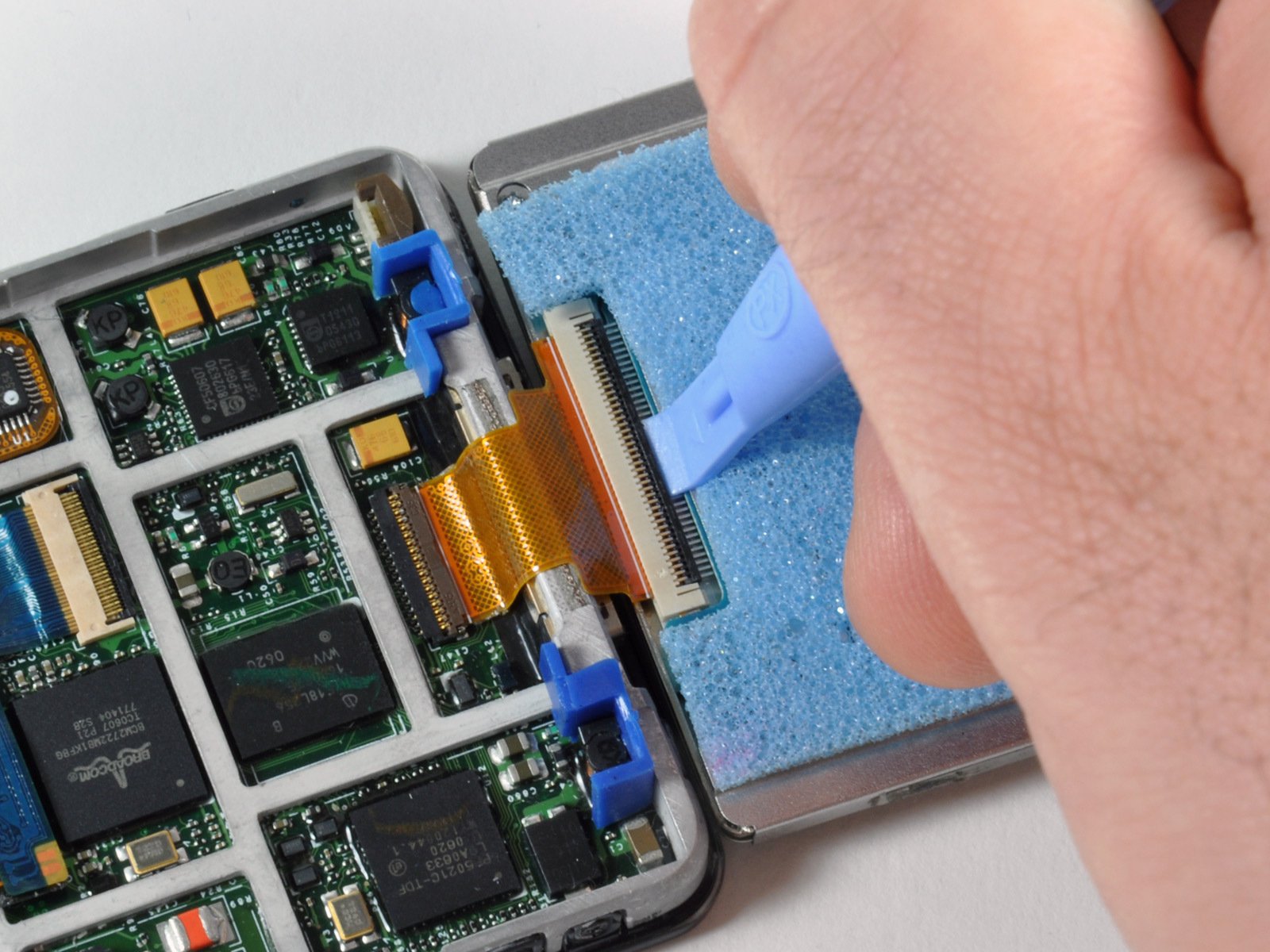 www.ifixit.com