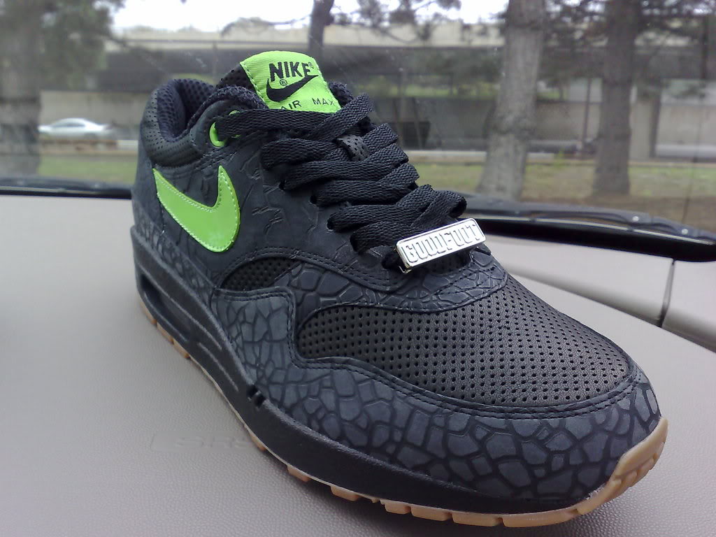 10272007270.jpg