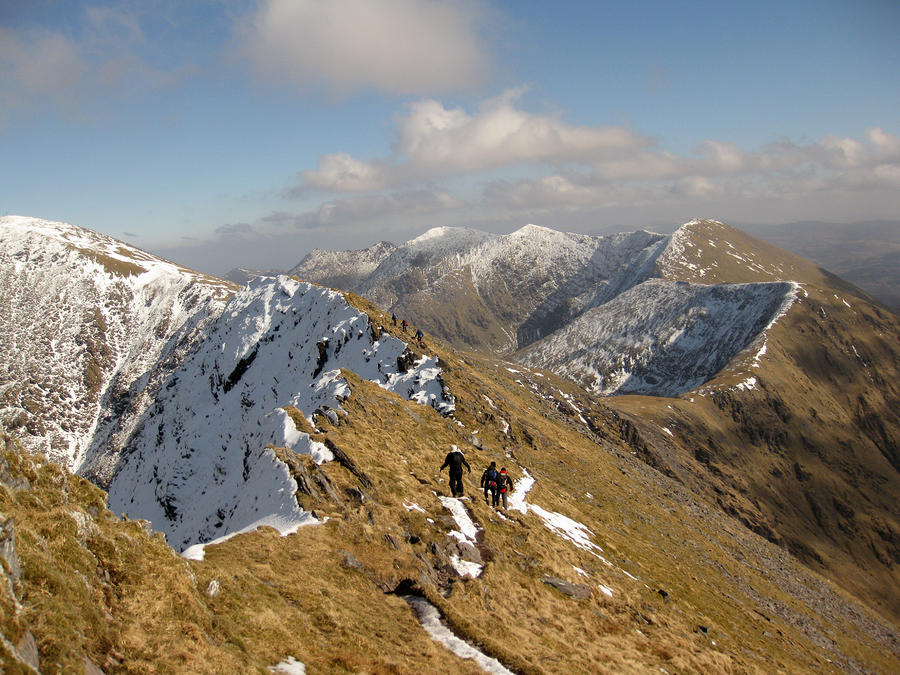 climbing-carrauntoohil-john-quinn.jpg