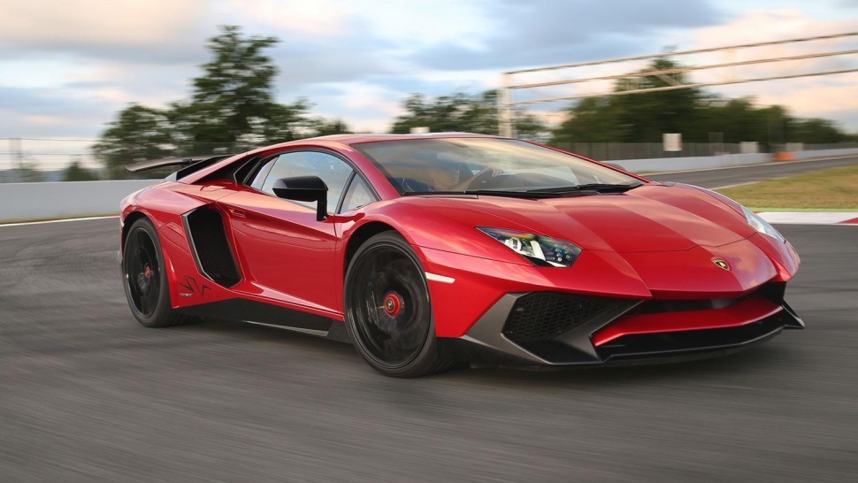 2016-lamborghini-aventador-lp-750-4-sv-logo-970x546-c.jpg