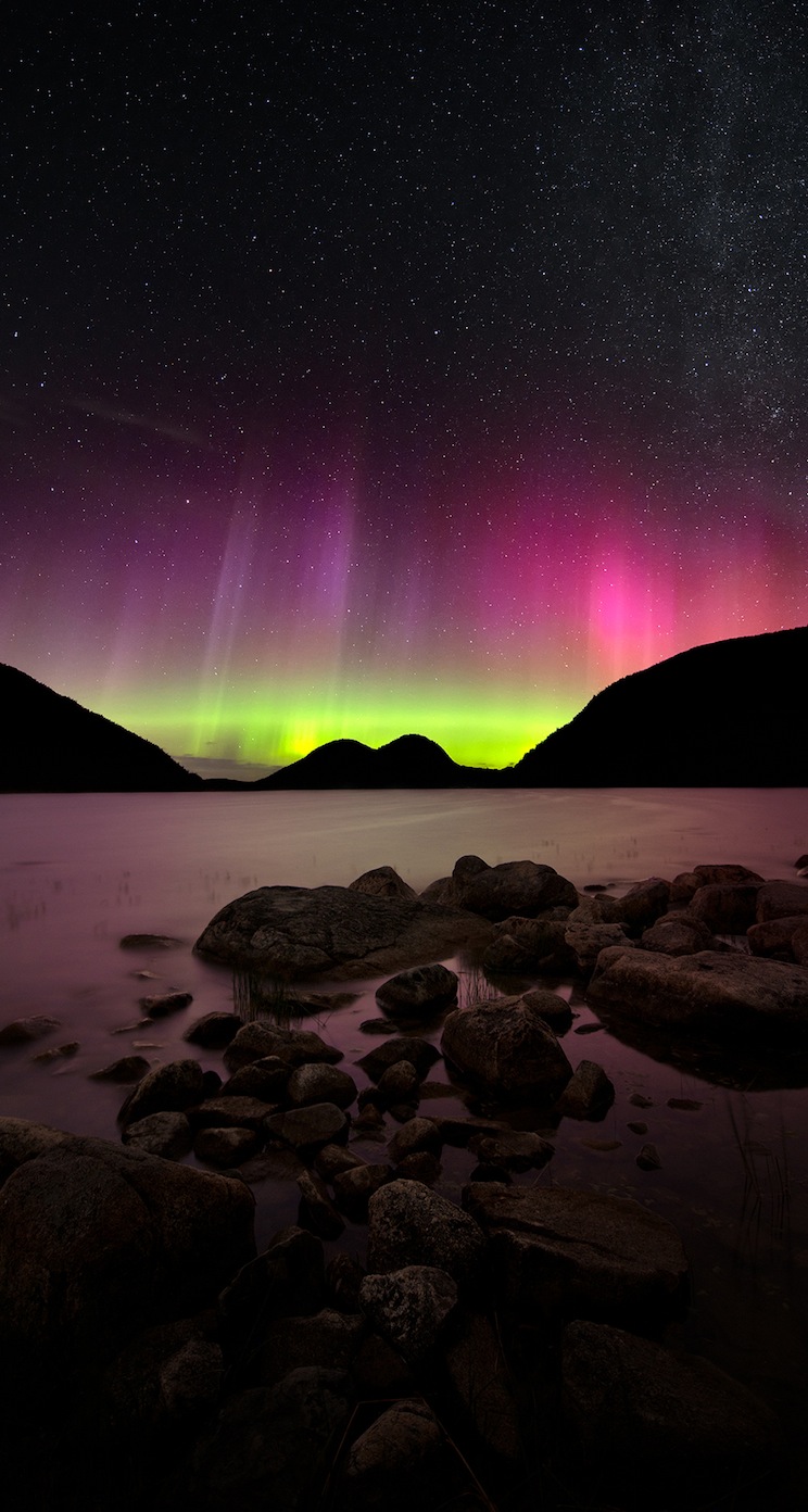 Aurora-Over-Maine_5s.jpg