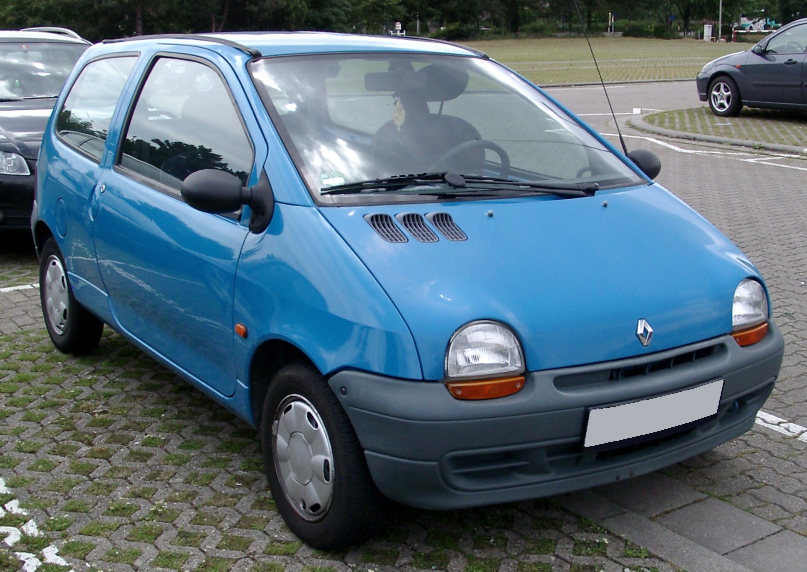 Renault_Twingo_front_20080709.jpg