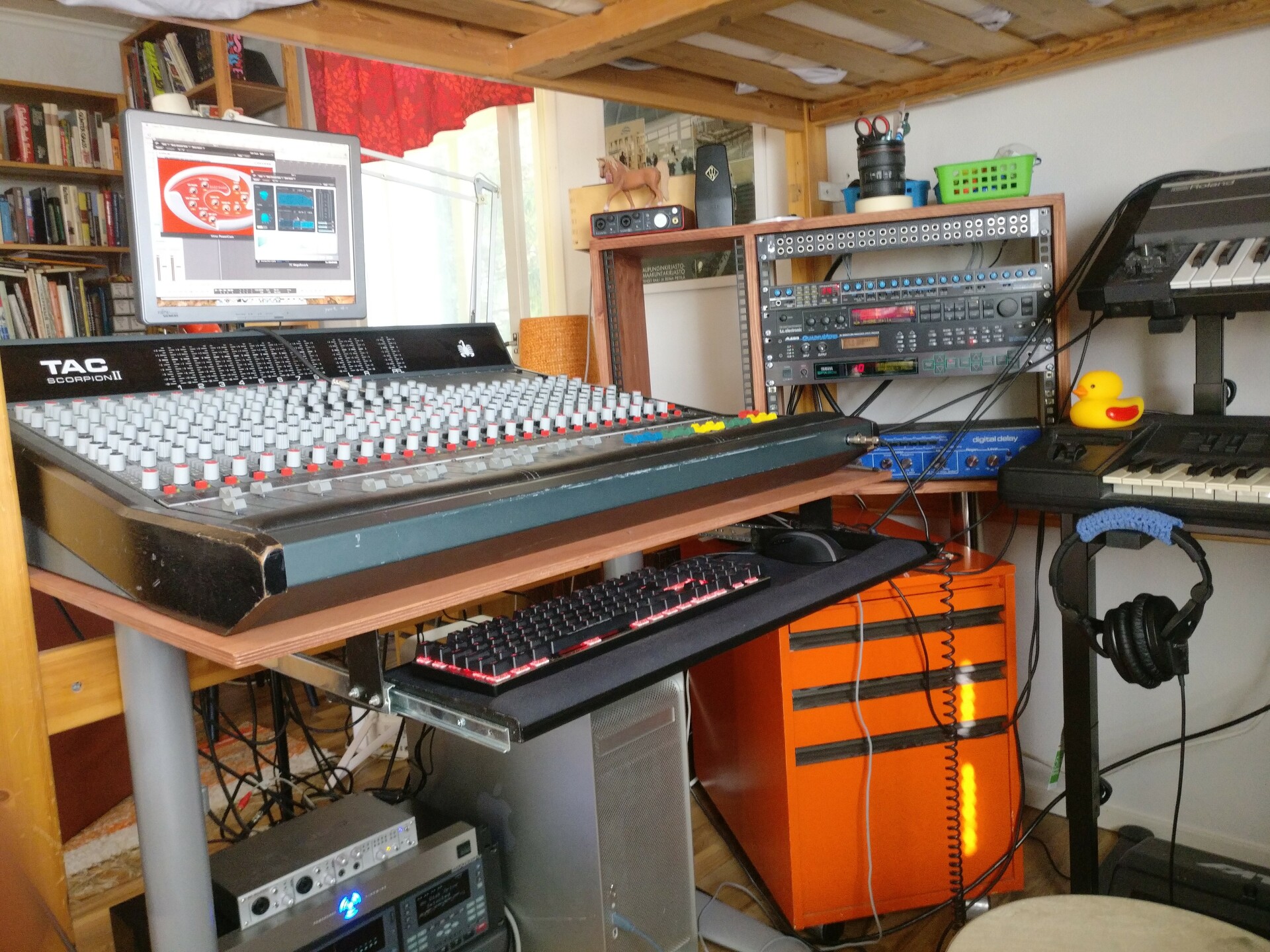 studio-01.jpg