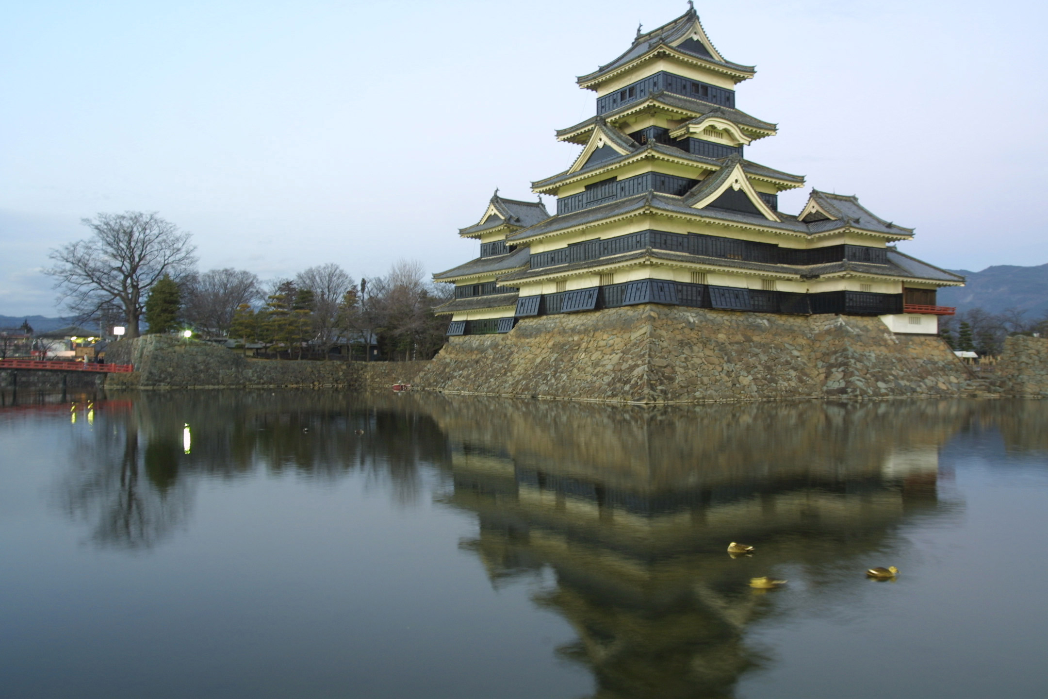 matsumoto%20castle.jpg