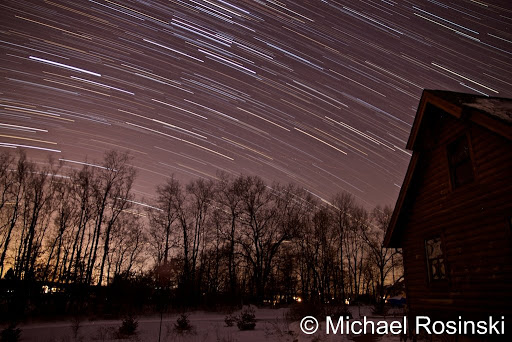 South%20looking%20StarTrails-%202-4-2011%20%2010%3A30pm%2045min%20exposures.jpg