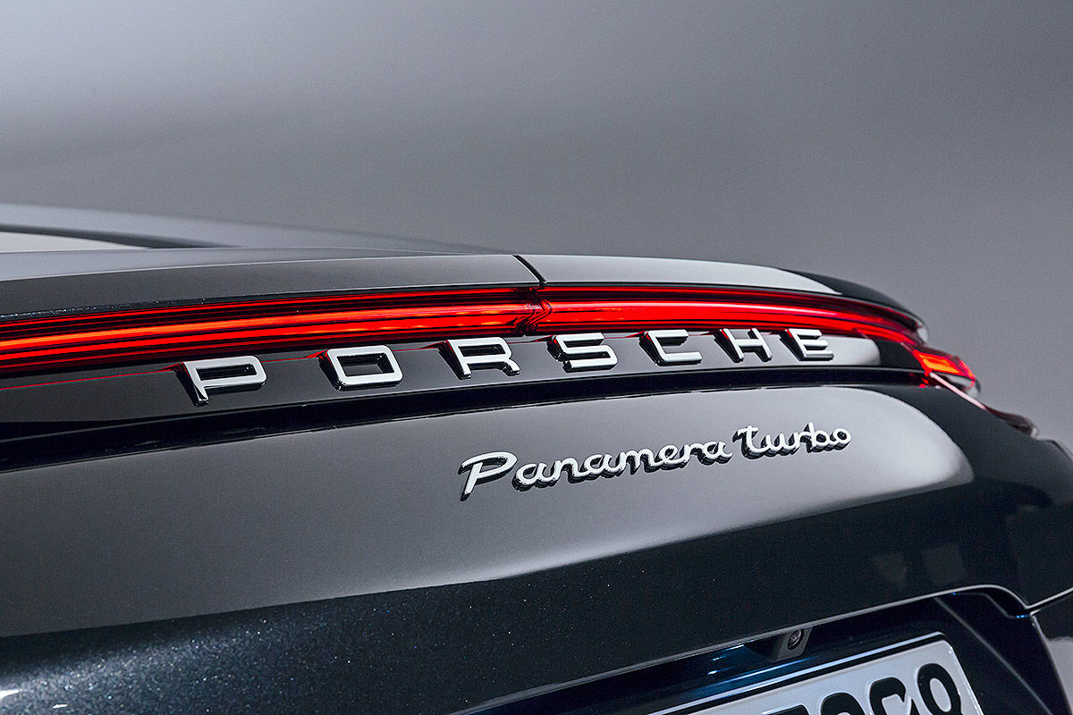 Porsche_Panamera_II_2016_Sitzprobe_1200x800_0c95.jpg