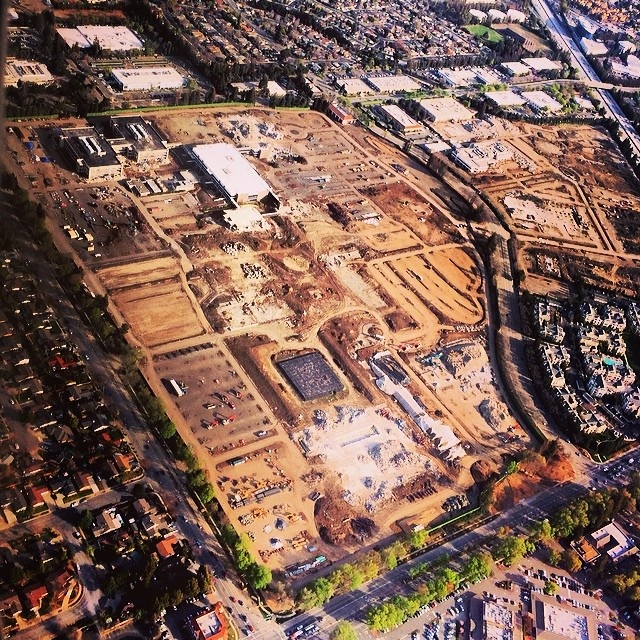 apple_campus_2_demo_aerial.jpg