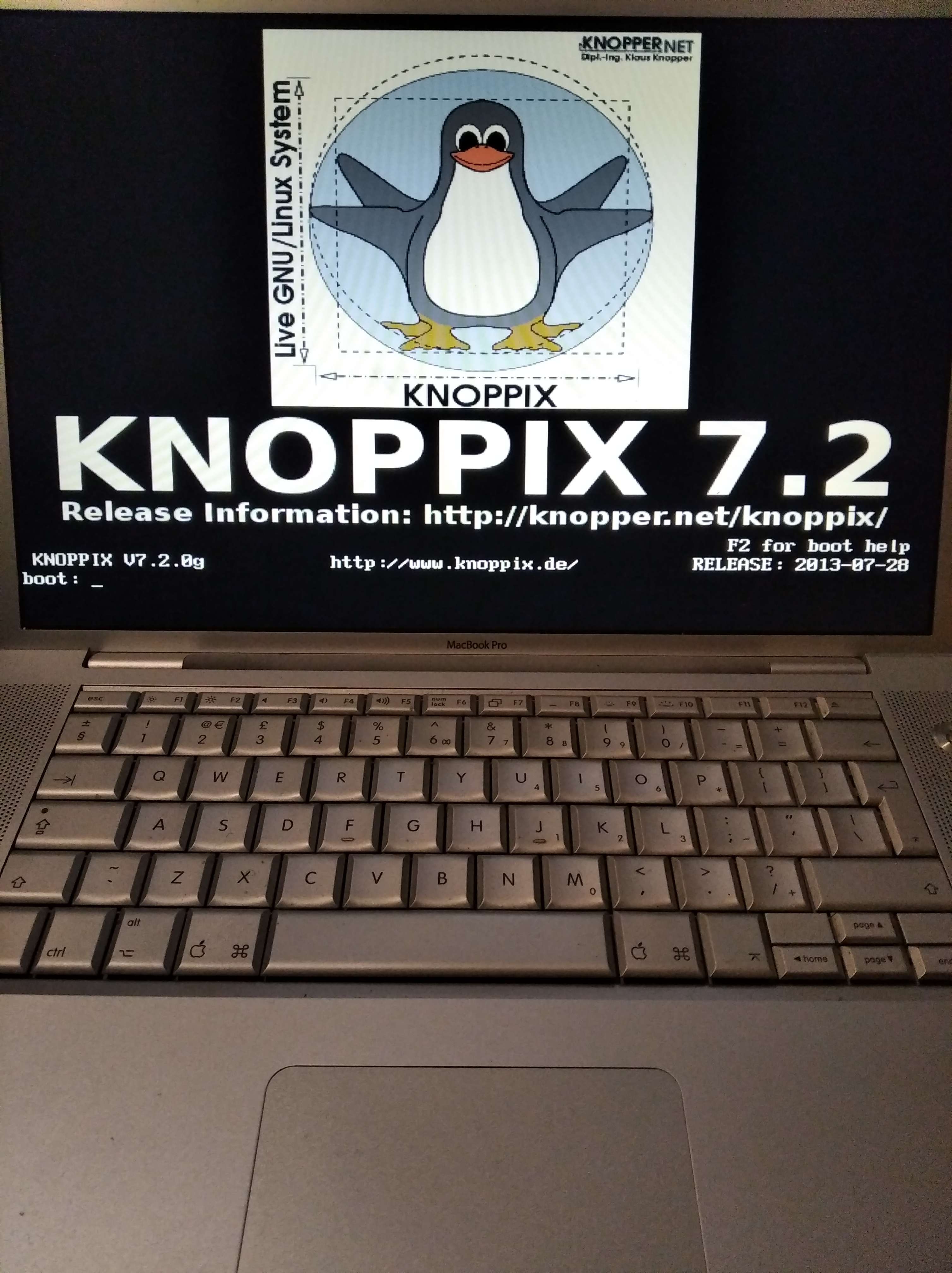 F2XKOSE.jpg