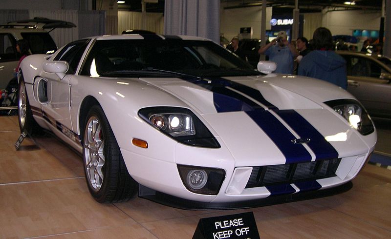 800px-2005_Ford_GT.jpg