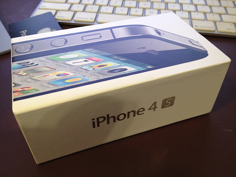 mr_iphone4sboxed-121311.jpg