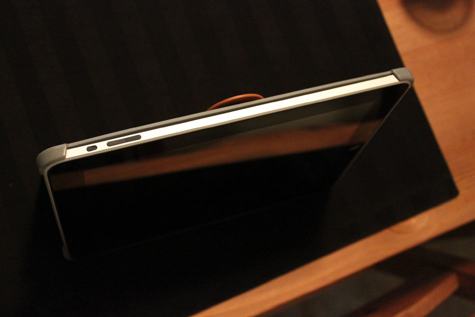 Bookstand_small12.jpg